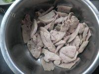 「DIY美食」青椒炒猪肝做法图解6)