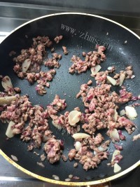 食欲满满的牛肉酱意面做法图解11)