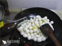 家常菜红烧鹌鹑蛋做法图解7)