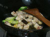 家常菜胡萝卜烧肉做法图解3)