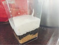 易做的木糠杯做法图解5)