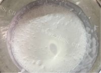 自制椰汁马蹄糕做法图解2)