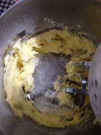 香喷喷的玛格丽特饼干做法图解4)