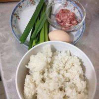 家庭美味炒饭做法图解1)