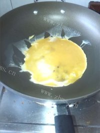 美味营养的番茄炒蛋做法图解3)
