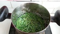 家常炝拌豇豆做法图解4)