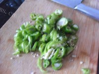 美味的鲜辣脆皮虾做法图解2)