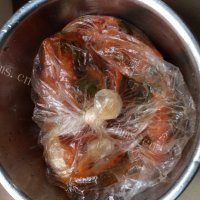美味的奥尔良烤鸡做法图解3)