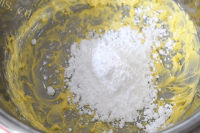 松嫩的玻璃心饼干做法图解2)