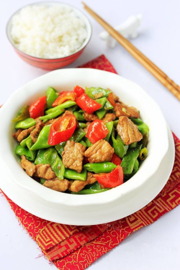 美味的扁豆炒肉