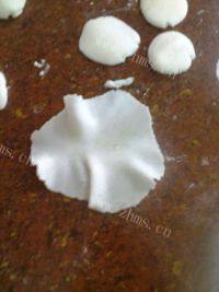 家常菜香菇香肠烧卖做法图解7)