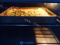自制香葱肉松蛋糕卷做法图解7)