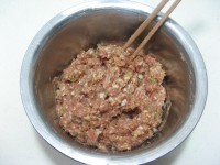 美味的猪肉白菜包子做法图解9)