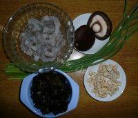「DIY美食」腰果虾仁做法图解1)