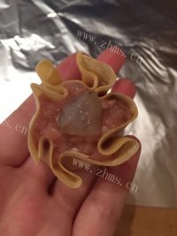 美味的干蒸鲜虾烧麦做法图解20)