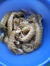 妈妈最爱的香辣皮皮虾做法图解1)