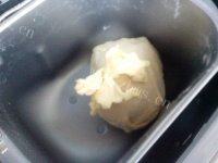 口感不错的牛奶吐司做法图解5)
