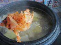 家常菜辣白菜豆腐汤做法图解8)