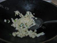 蔬菜蛋炒饭做法图解3)