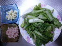 家常菜肉末小白菜做法图解1)