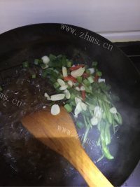 美味的东北拉皮做法图解9)