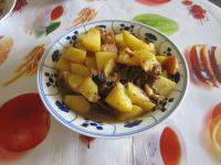 红烧肉炖土豆做法图解9)