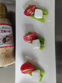 美味的芦笋奶酪沙拉做法图解6)
