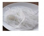美味的黄豆芽炒粉条做法图解1)