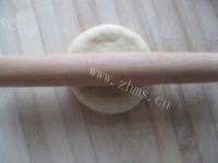 食欲满满的紫薯花朵面包做法图解9)