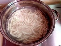 助消化的剪刀面做法图解6)