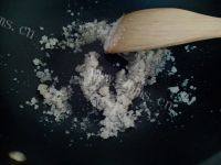 诱人的花生芝麻糖做法图解6)