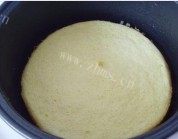 美味的自制电饭锅蛋糕做法图解10)