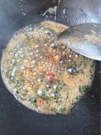家常菜杏鲍菇炒五花肉做法图解8)