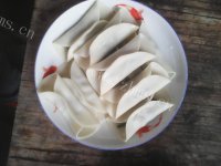 在家做的锅贴做法图解3)
