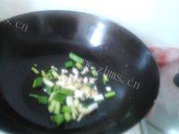 十分诱人的茄子炖土豆做法图解6)