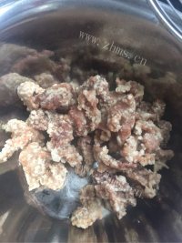 美味的荔枝肉做法图解6)