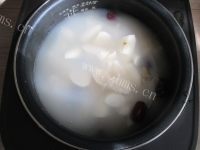 银耳山药黑芝麻粥做法图解6)