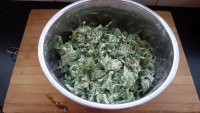 诱人的蒸芹菜叶做法图解3)