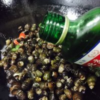 十分可口的炒螺蛳做法图解6)