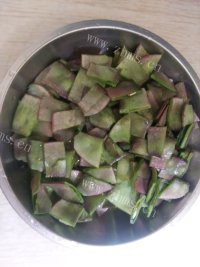 家常菜扁豆炒肉做法图解3)