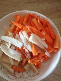 好吃的泡椒凤爪做法图解7)