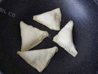 口感丰富的飞饼版榴莲酥做法图解5)