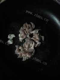 诱人的腐竹烧肉做法图解3)