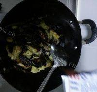 家常菜酱烧茄子做法图解3)