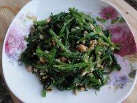 让人怀念的果仁菠菜