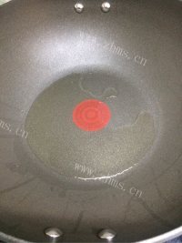 唇齿留香的腐竹炒肉做法图解3)
