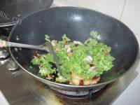 「DIY美食」苦瓜炒肉做法图解6)
