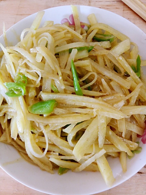 唇齿留香的醋溜土豆丝