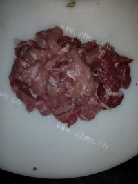家常菜茄子炒肉做法图解4)