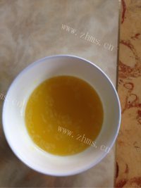 美味的草莓慕斯蛋糕做法图解1)